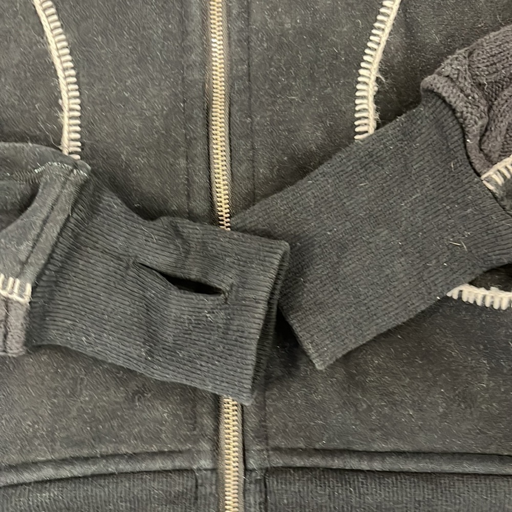 Lululemon Scuba Vintage Hoodie - Picture 3 of 6